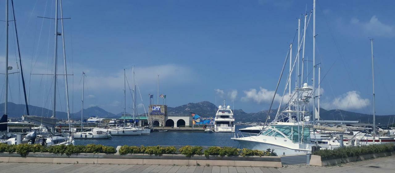 Il Mare Di Olbia Holiday Apartment Buitenkant foto
